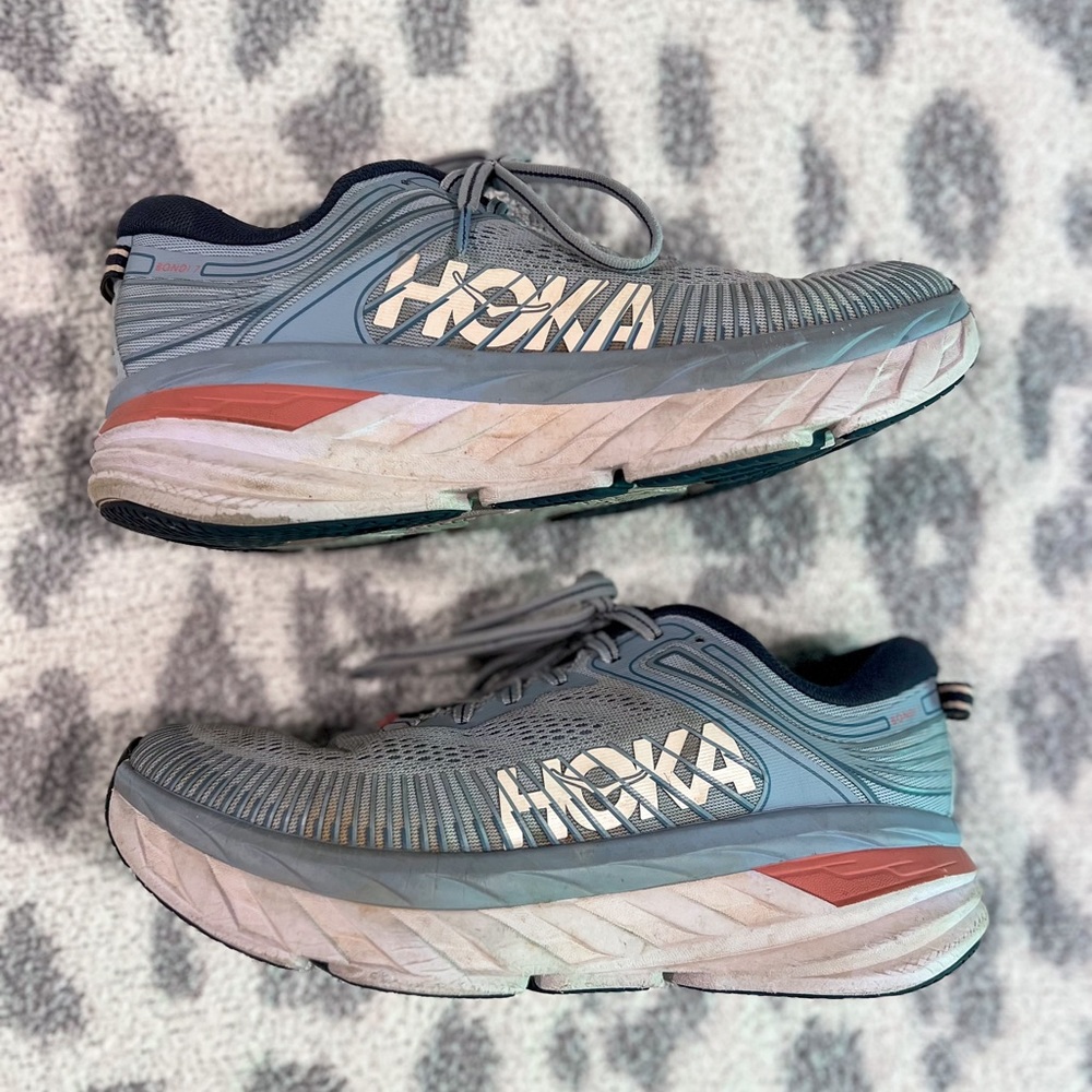 Hoka Bondi